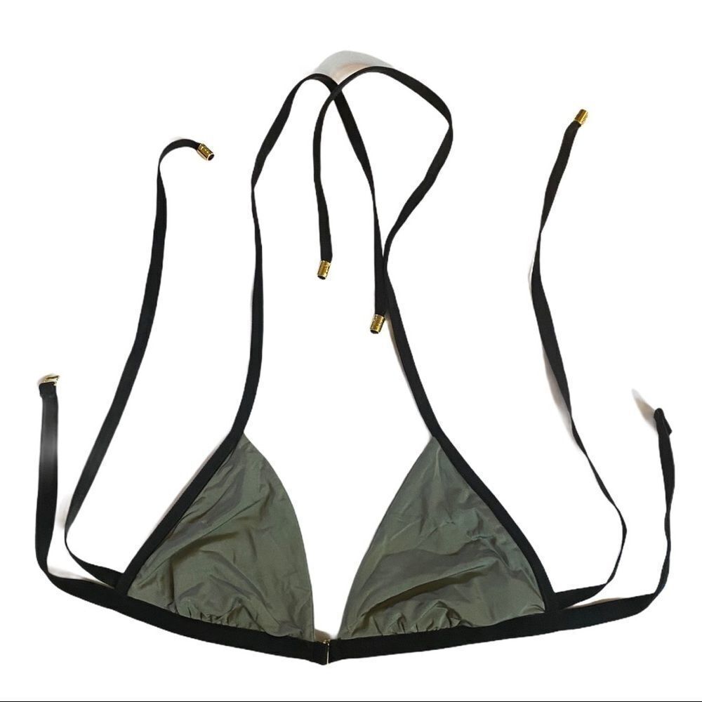 Beach Bunny Bikini Top‎